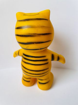 Figura gato Isidoro muñeco goma blanda 1980