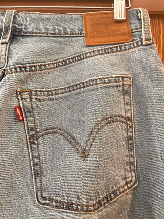 Levi’s ribecage straight ankle 