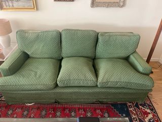 2 sofás vintage verdes de  2 y 3 plazas
