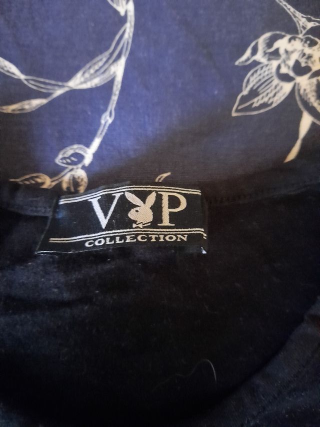 Maglia nera con paillettes VIP