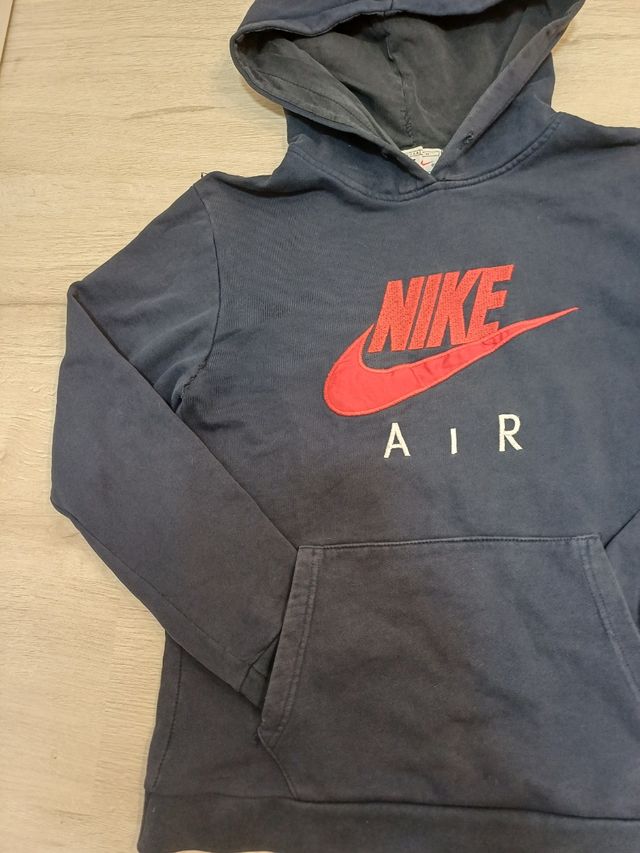 vintage 80s black and red Nike sweatshirt