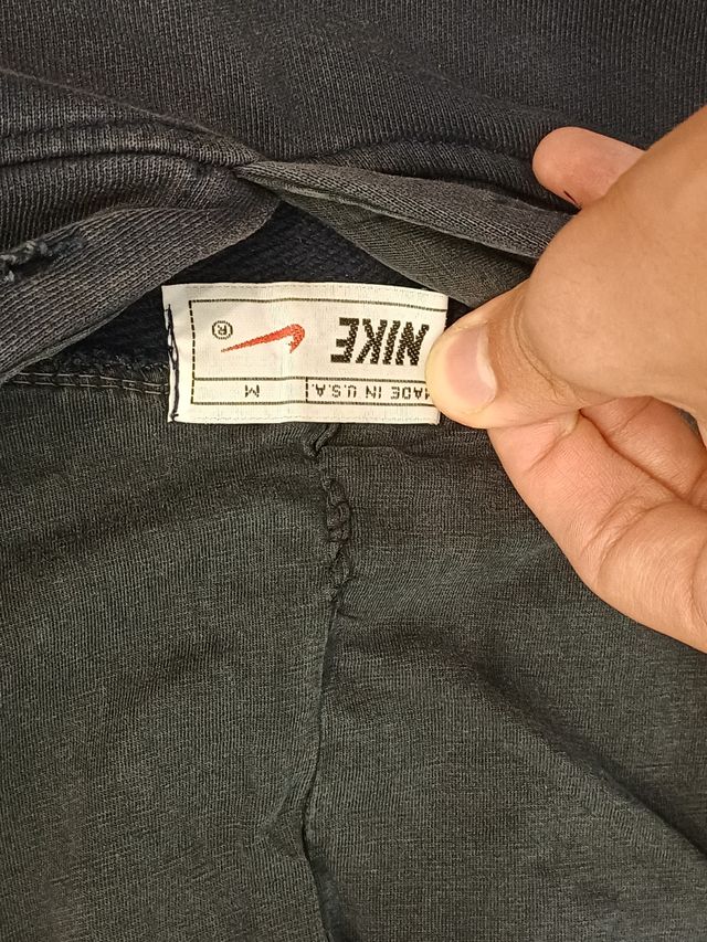 vintage 80s black and red Nike sweatshirt