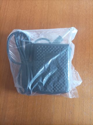 Yamaha EZ-220 Teclado