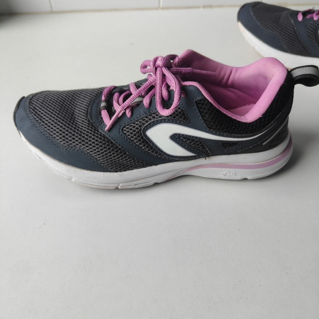 Zapatillas Kalenji running - grises y moradas