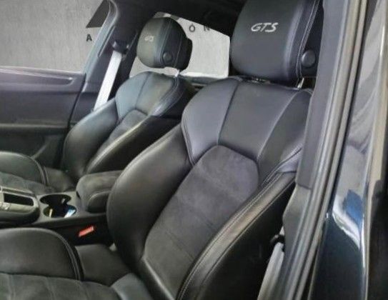 Porsche Macan GTS 2021