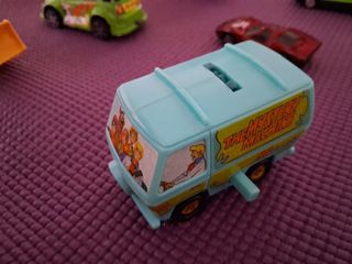 Coches y vehículos de juguete