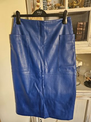 Falda midi azul ecopiel tacto top New
