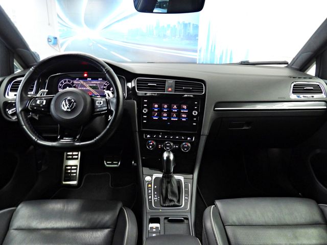 Volkswagen Golf 2020