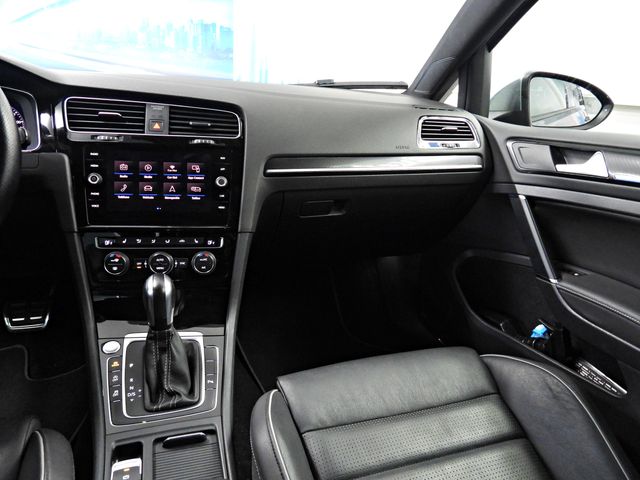 Volkswagen Golf 2020