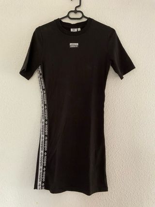 Camiseta Adidas Negra - M