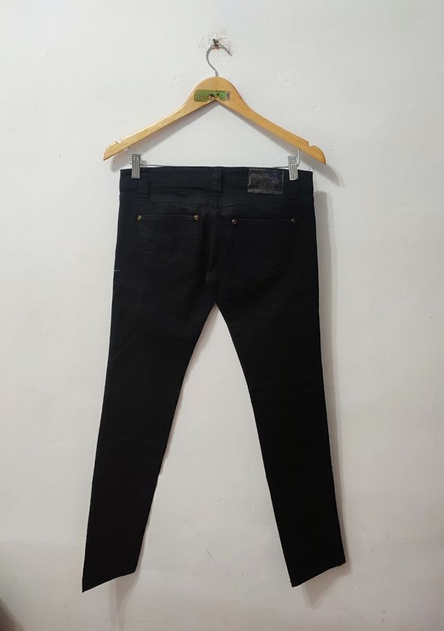 Vaquero negro Stradivarius mujer Talla 36