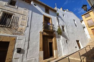 Casa adosada en venta en Teulada Pueblo en Teulada