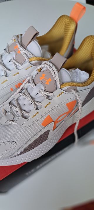 Zapatillas Under Armour HOVR Mega 2