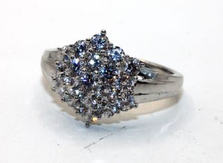 Radioso anello argento pietre CZ