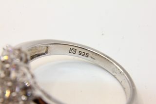 Radioso anello argento pietre CZ
