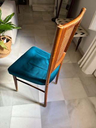 Sillas vintage de mimbre y terciopelo