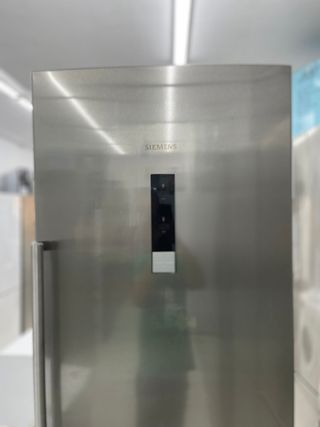 Nevera Siemens Altura 2mtr con garantía 