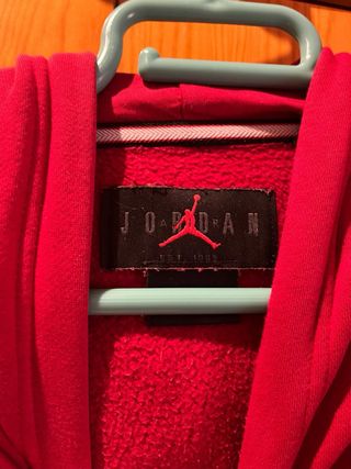 Sudadera Jordan roja talla L