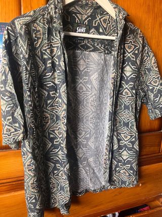 Camisa hawaiana XS