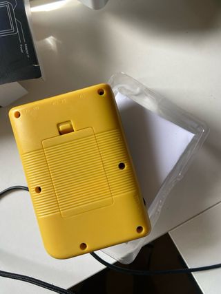 Gameboy Sup Plus Amarillo