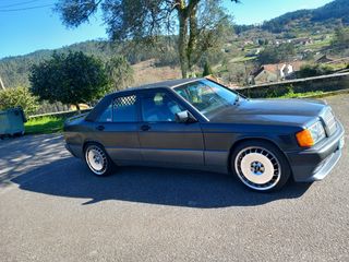 Mercedes-Benz 190 1993