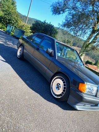 Mercedes-Benz 190 1993