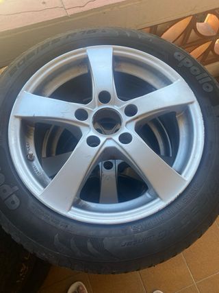 Llantas BMW 18i 16 con neumáticos