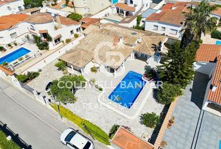 Chalet en venta en Empuriabrava en Castelló d´Empúries
