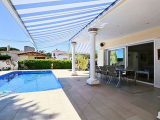 Chalet en venta en Empuriabrava en Castelló d´Empúries