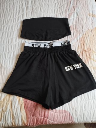 Conjunto deportivo negro