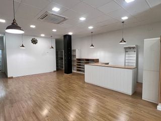 Local comercial en alquiler en Elda