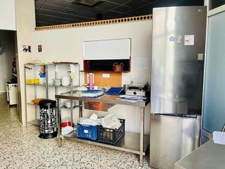 Local comercial en alquiler en Sector V en Elche
