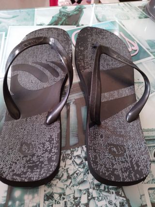 Chanclas hombre negras