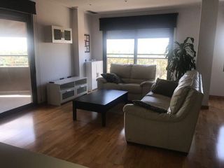 Piso en alquiler en El Travaló - Martínez Valero en Elche