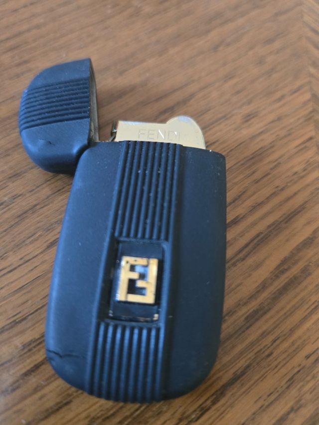 Accendino Fendi vintage