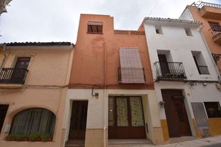 Casa adosada en venta en Teulada Pueblo en Teulada