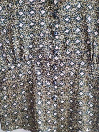 Blusa Tact-O dorada y verde oliva