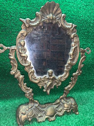 Espejo antiguo de latón