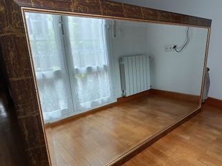 Espejo grande marrón dorado para Salón-Hall 