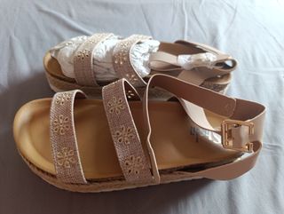 Sandalias plataforma beige NUEVAS