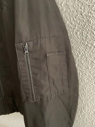 Chaqueta bomber Vans negra