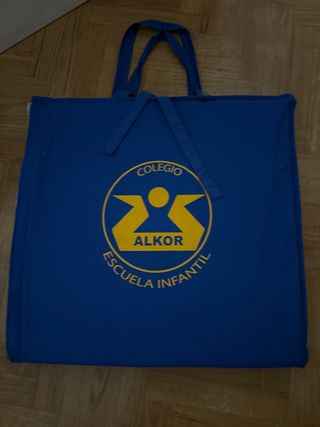 Colchoneta siesta Escuela Infantil Alkor