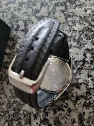 Reloj Lotus 