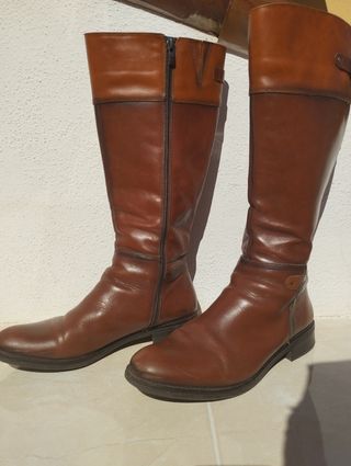 Botas Marrón Piel - Caña Alta