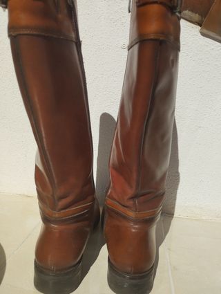 Botas Marrón Piel - Caña Alta
