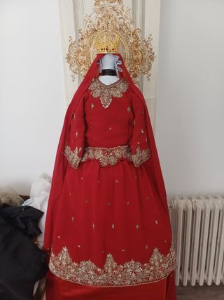 Saya y manto de sari , Virgen 70-80cm
