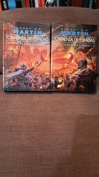 Colección completa de libros de Juego de tronos .