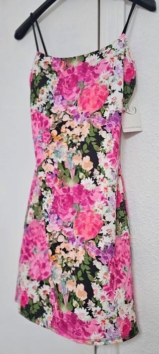 Vestido corto flores multicolor