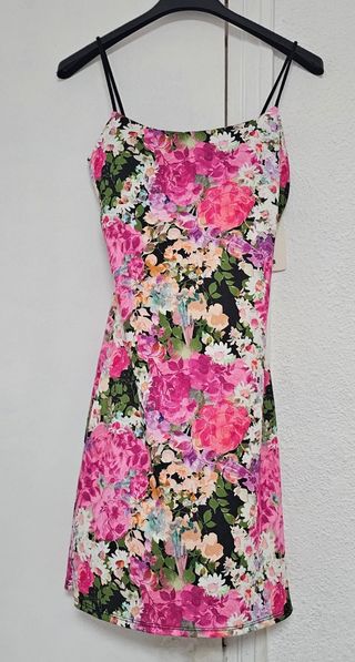Vestido corto flores multicolor