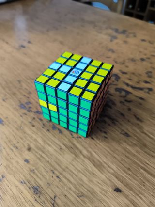 Cubo Rubik 5x5
